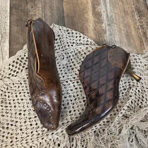 Cydwoq Vintage Handmade Leather Boots Sculptural Studded Artisan Hand Made 36